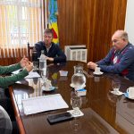 Villarino avanza en un acuerdo para que productores locales comercialicen en el Mercado Central⁣